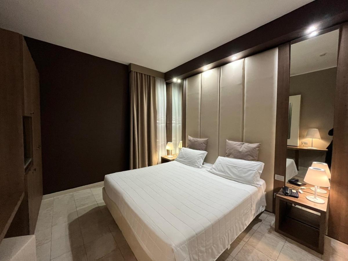Hotel Lafayette جيوفيناتسو المظهر الخارجي الصورة