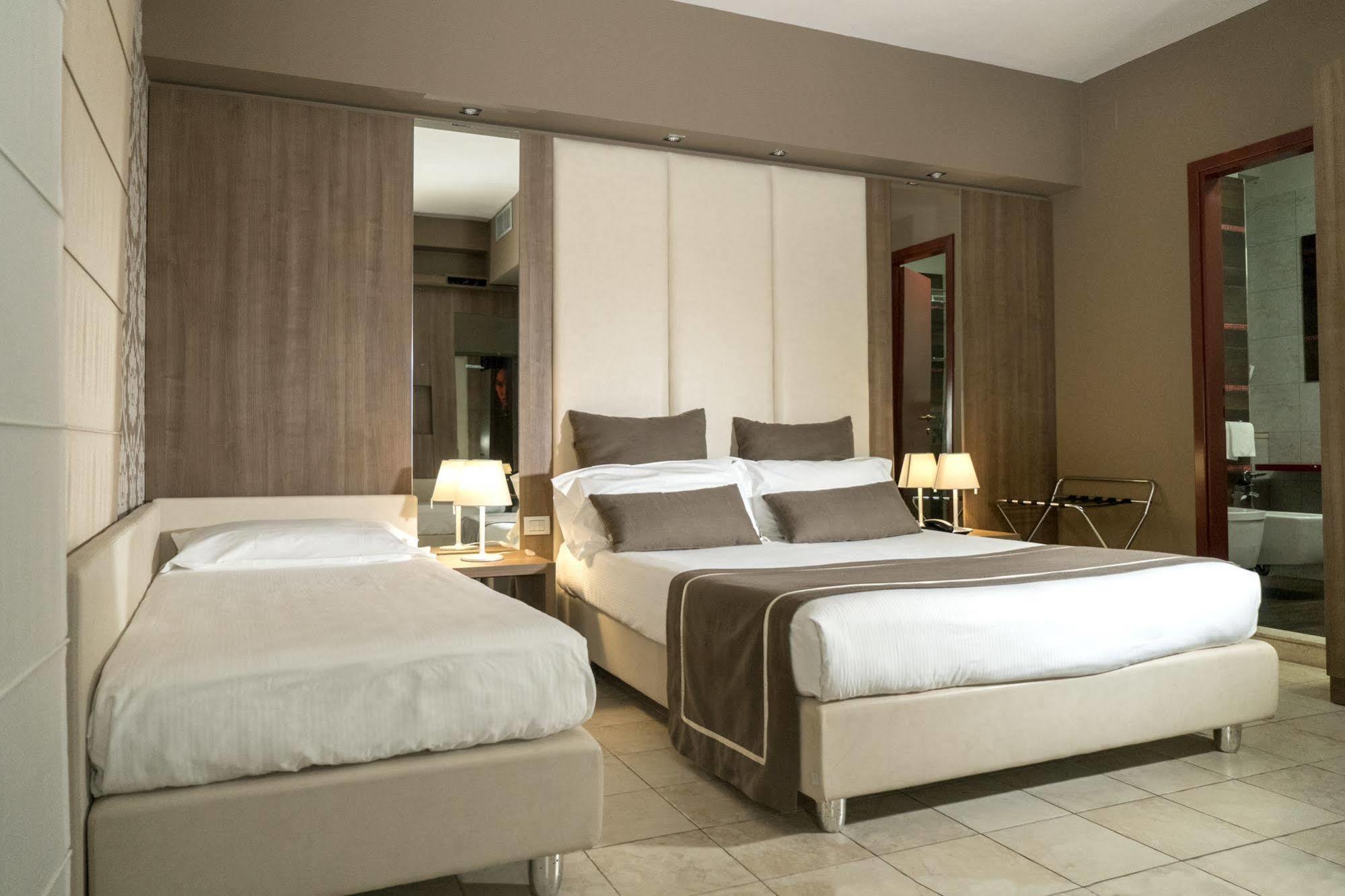 Hotel Lafayette جيوفيناتسو المظهر الخارجي الصورة